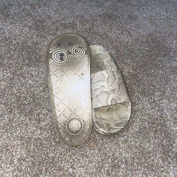 Steve Madden slides sandals snake print rubber tan white SZ 8 - Picture 3 of 5